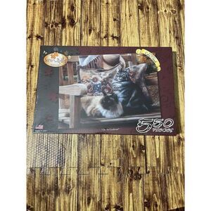 Kevin Daniel Art - 550 Piece Cat Puzzle - On the Lookout
